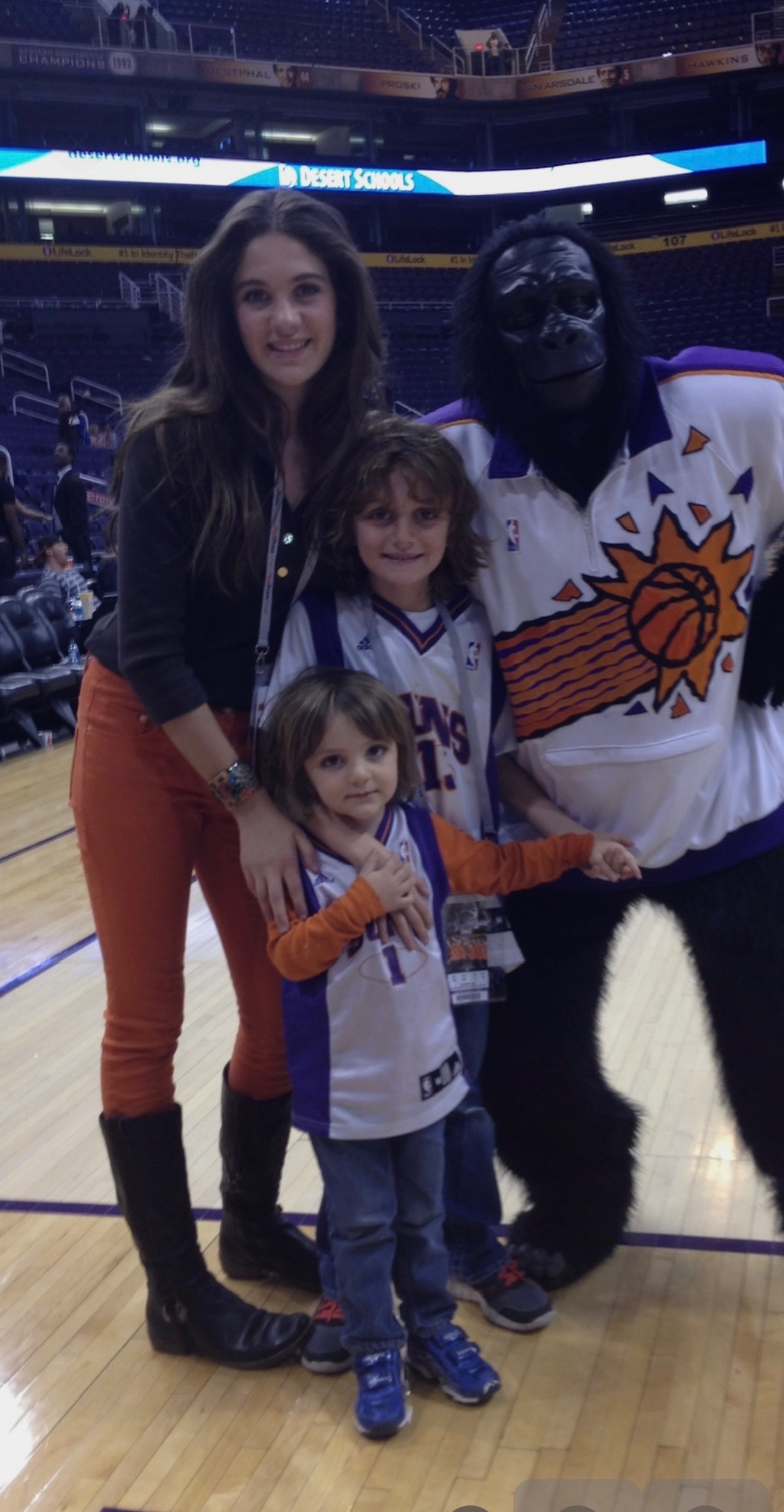 The Agha siblings at a Suns game